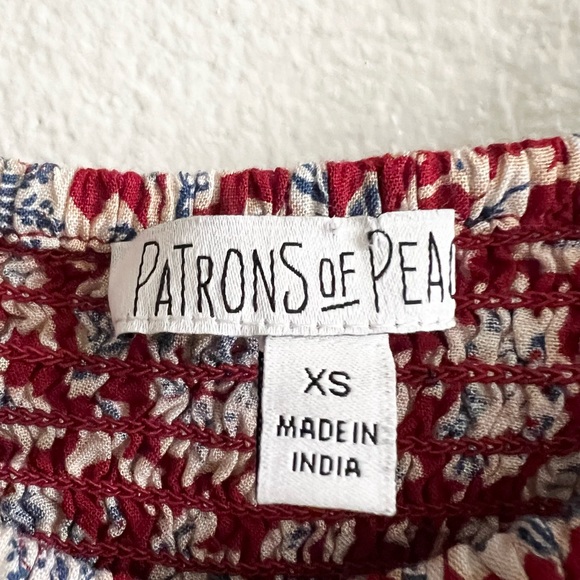 Patrons of Peace cropped blouse with poofy sleeves, smocking, and peplum. XS - Picture 6 of 8